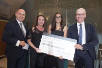 Anna Boyiazis beim Alfred Fried Photography Award 2018 für das „Friedensbild des Jahres“ ausgezeichnet